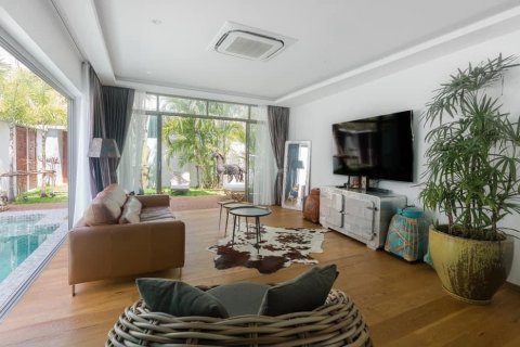 Villa in Rawai, Thailand 3 bedrooms № 133890