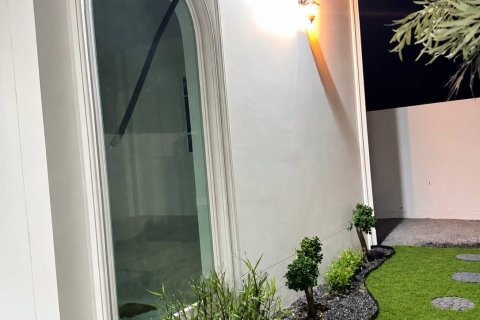 Chalet de 3 dormitorios en Hua Hin, Tailandia № 222508 - foto 5