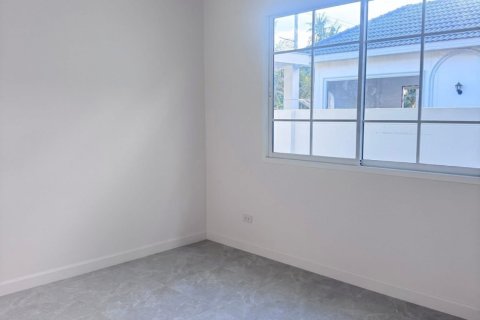Chalet de 3 dormitorios en Hua Hin, Tailandia № 222508 - foto 11