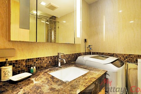 Condo in Bang Lamung, Thailand, 2 bedrooms № 176763 - photo 15