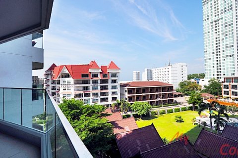 Condo in Bang Lamung, Thailand, 2 bedrooms № 176763 - photo 17