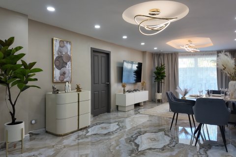 Apartment in Pattaya, Thailand 3 rooms № 176766