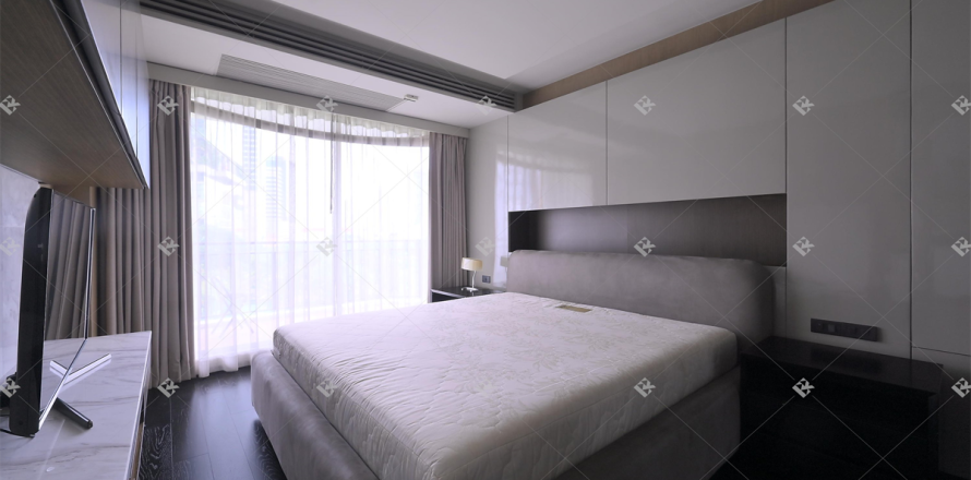 Condo à Bangkok, Thaïlande, 3 chambres  № 189793