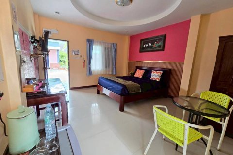Local comercial en Chon Buri, Tailandia № 166996 - foto 16