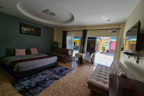 Local comercial en Chon Buri, Tailandia № 166996 - foto 30