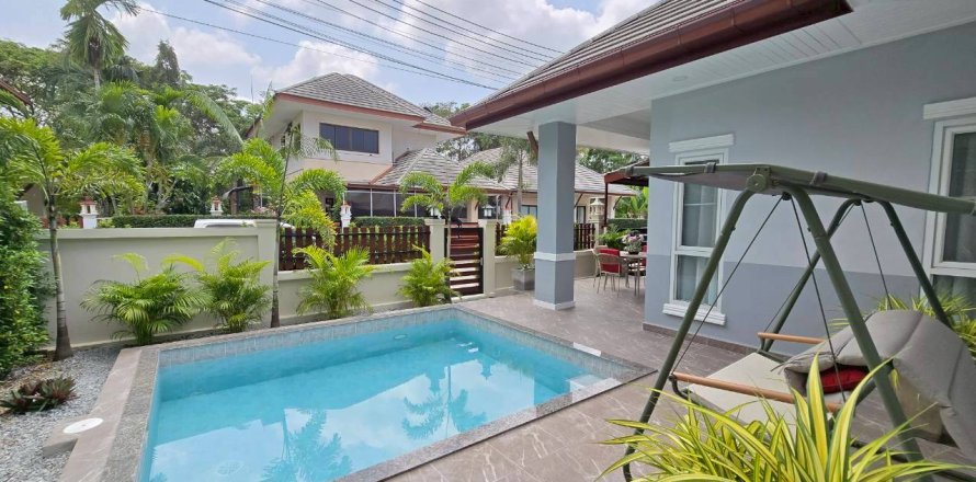 Casa de 3 dormitorios en Pattaya, Tailandia № 166999