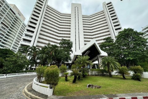 Condominio de 3 dormitorios en Pattaya, Tailandia № 167000 - foto 2