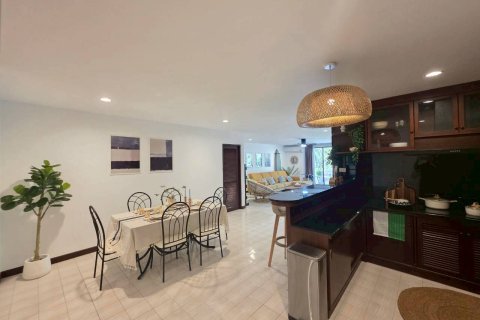 Condominio de 3 dormitorios en Pattaya, Tailandia № 167000 - foto 17