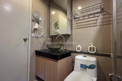 Condominio de 1 dormitorio en Pattaya, Tailandia № 191273 - foto 12