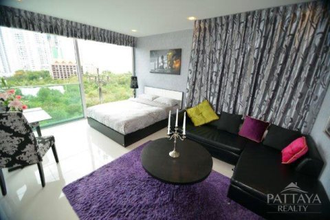 Estudio en el condominio en Pattaya, Tailandia № 204056 - foto 2