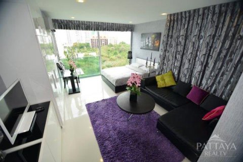 Studio dans le Condo à Pattaya, Thaïlande  № 204056