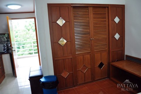 Estudio en el condominio en Jomtien Beach, Pattaya, Tailandia № 204059 - foto 11