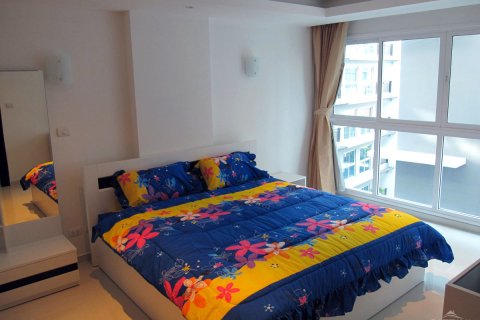 Condominio de 1 dormitorio en Pattaya, Tailandia № 204058 - foto 2