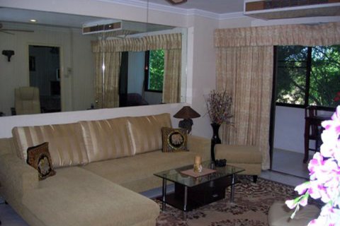 Condominio de 2 dormitorios en Pattaya, Tailandia № 204055 - foto 3
