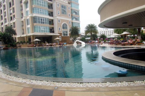 Studio dans le Condo à Pattaya, Thaïlande  № 204057