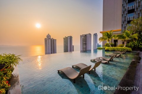 Condominio de 2 dormitorios en Pattaya, Tailandia № 146585 - foto 4