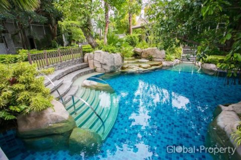 Condominio de 2 dormitorios en Pattaya, Tailandia № 146583 - foto 14