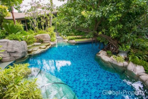 Condominio de 2 dormitorios en Pattaya, Tailandia № 146583 - foto 15