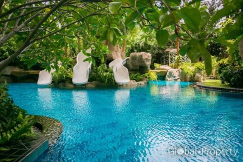 Condominio de 2 dormitorios en Pattaya, Tailandia № 146583 - foto 12