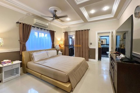 Estudio en Pattaya, Tailandia № 146517 - foto 29