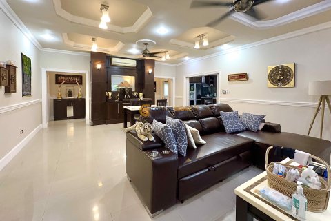 Estudio en Pattaya, Tailandia № 146517 - foto 12
