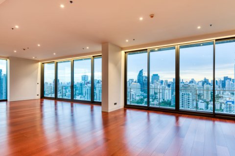 Condominio de 3 dormitorios en Bangkok, Tailandia № 180931 - foto 13