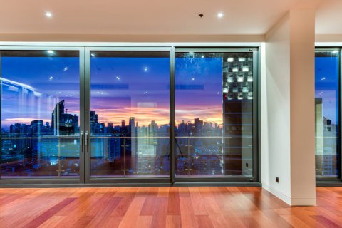 Condominio de 3 dormitorios en Bangkok, Tailandia № 180931 - foto 16