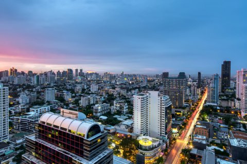 Condominio de 3 dormitorios en Bangkok, Tailandia № 180931 - foto 28