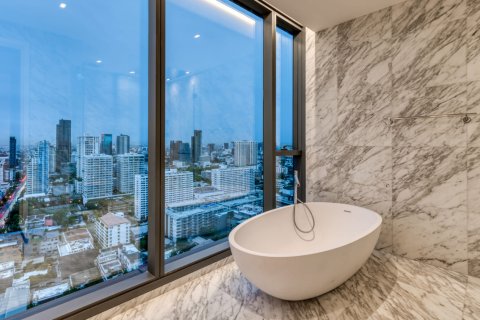 Condominio de 3 dormitorios en Bangkok, Tailandia № 180931 - foto 15