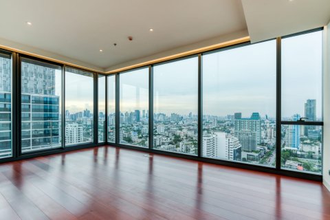 Condominio de 3 dormitorios en Bangkok, Tailandia № 180931 - foto 4