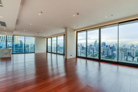 Condominio de 3 dormitorios en Bangkok, Tailandia № 180931 - foto 2