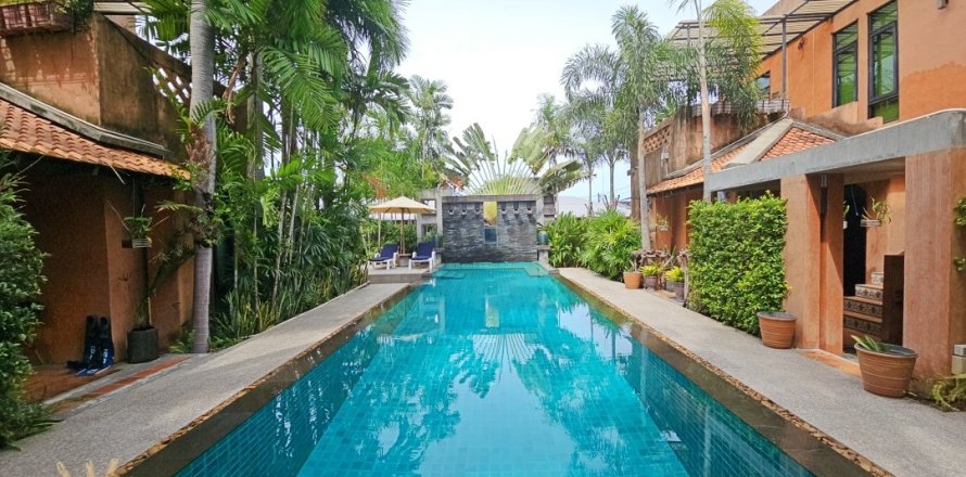 Chalet de 8 dormitorios en Chalong, Tailandia № 179464