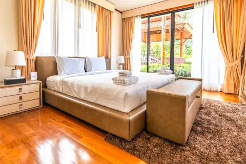 Casa de 4 dormitorios en Phuket, Tailandia № 146657 - foto 11