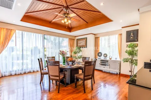 Casa de 4 dormitorios en Phuket, Tailandia № 146657 - foto 7