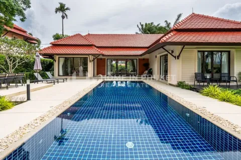 Casa de 3 dormitorios en Phuket, Tailandia № 146660