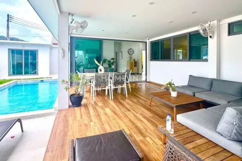 Casa de 3 dormitorios en Rawai, Tailandia № 146658