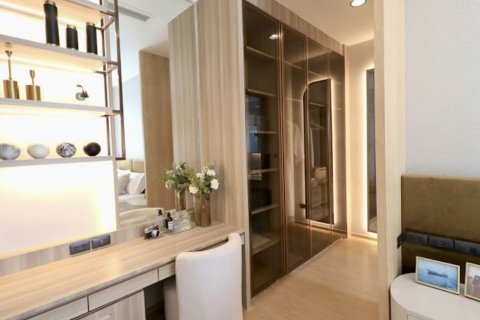 Chalet de 4 dormitorios en Pattaya, Tailandia № 203485 - foto 16
