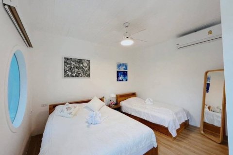 Chalet de 4 dormitorios en Krabi, Tailandia № 134637 - foto 7