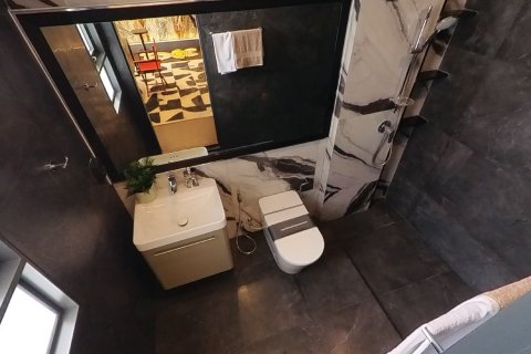Chalet de 3 dormitorios en Lat Phrao, Bangkok, Tailandia № 165419 - foto 8