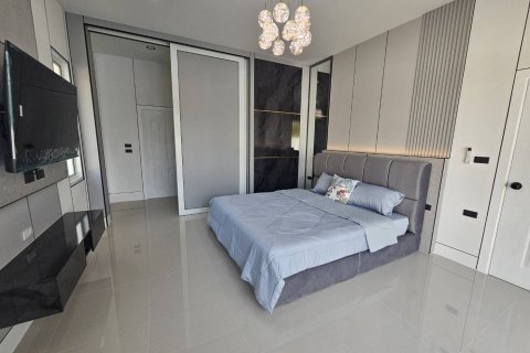 Casa de 3 dormitorios en Bang Lamung, Tailandia № 157374 - foto 30