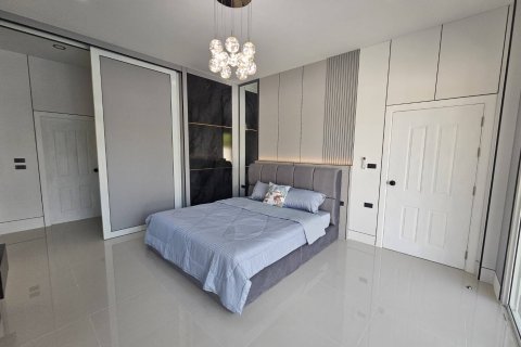 Casa de 3 dormitorios en Bang Lamung, Tailandia № 157374 - foto 29