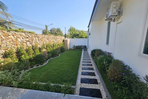 House in Bang Lamung, Thailand 3 bedrooms № 157374
