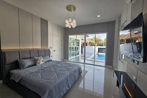 Casa de 3 dormitorios en Bang Lamung, Tailandia № 157374 - foto 27