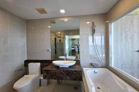 Condominio de 2 dormitorios en Pattaya, Tailandia № 157371 - foto 11
