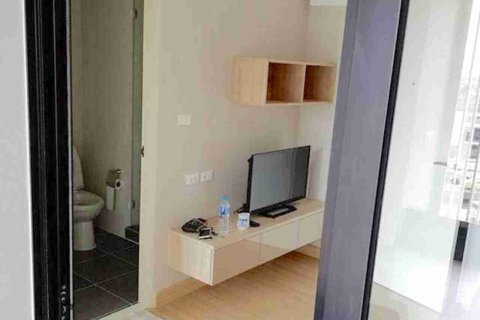 Condominio de 1 dormitorio en Phaya Thai, Bangkok, Tailandia № 208742 - foto 4