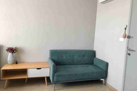 Condominio de 1 dormitorio en Thonburi, Bangkok, Tailandia № 208743 - foto 7