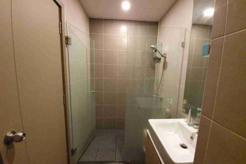 Condominio de 1 dormitorio en Bangkok, Tailandia № 208745 - foto 10