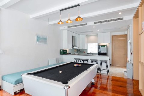 Casa de 4 dormitorios en Pattaya, Tailandia № 162873 - foto 11