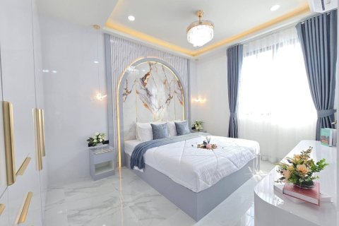 House in Bang Lamung, Thailand 4 bedrooms № 162871 - photo 19