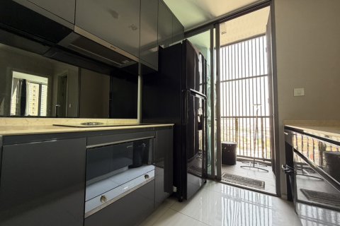 Condominio de 2 dormitorios en Bangkok, Tailandia № 155400 - foto 12